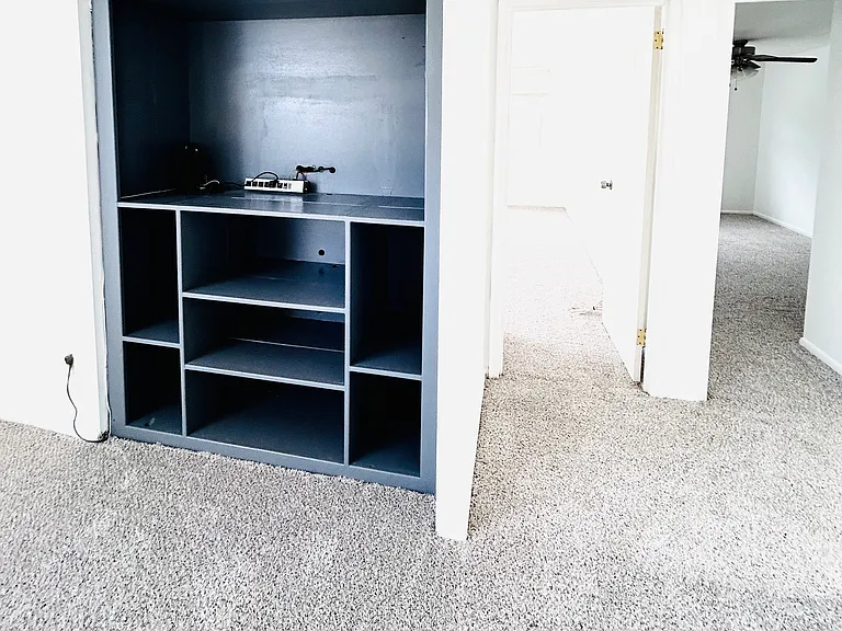 10931 Modena Dr #2 — Photo 34