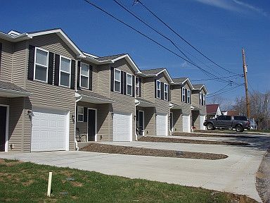 Recling Pines Garage Units