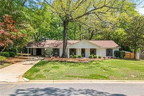 322 Cricket Ln — Photo 2