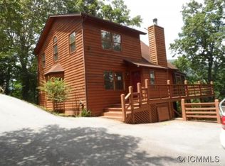 131 Falls View Trl, Lake Lure, NC 28746