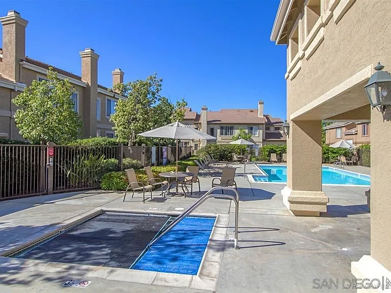 9447 Questa Pointe — Photo 28