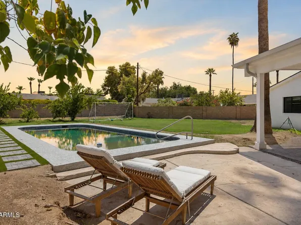 504 W HARMONT Drive, Phoenix, AZ 85021