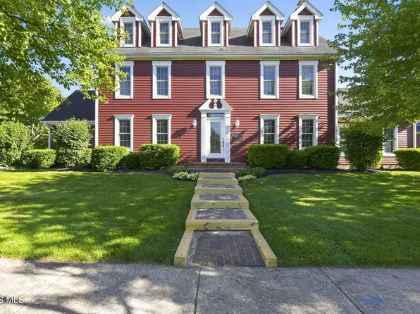 5238 River Ridge Cir, Sylvania, OH 43560
