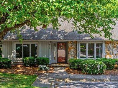 2601 Spring Bridge Cir, Greensboro, NC, 27410