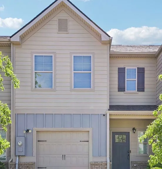 340 Skipjack Ct — Photo 1