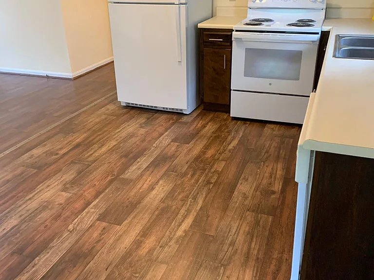 323 Hill St — Photo 1