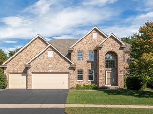 13992 Clover Ln, Rosemount, MN 55068