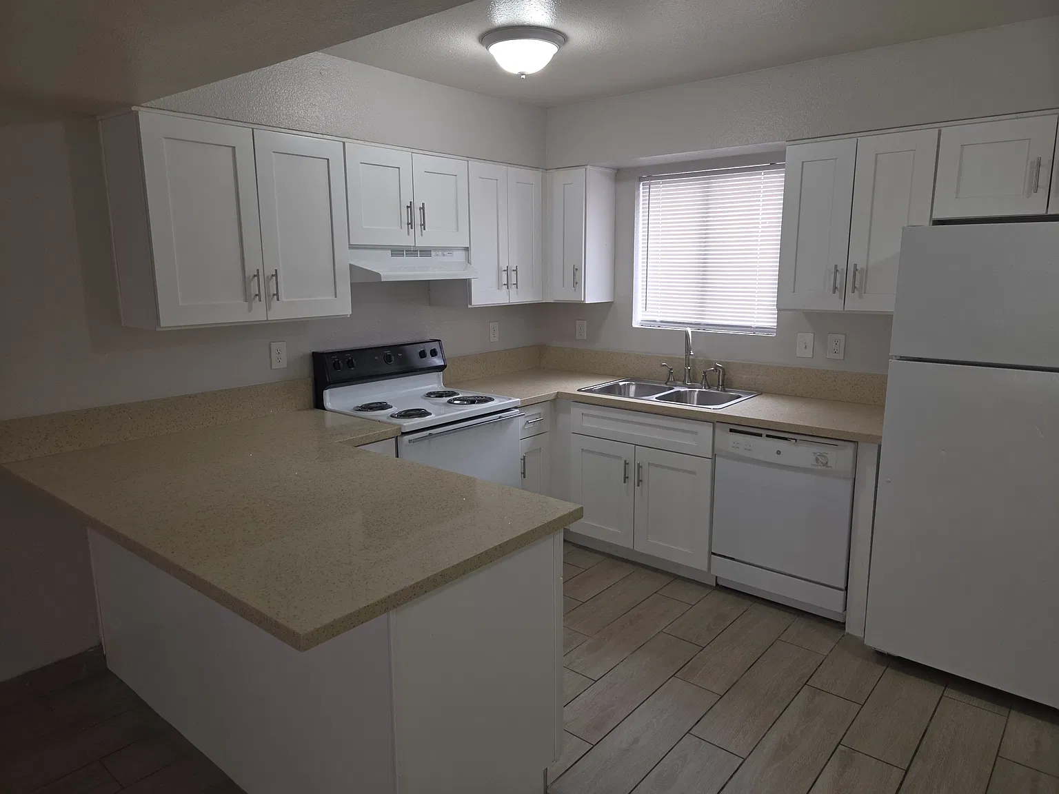 3529 Rio Robles Unit C — Photo 3
