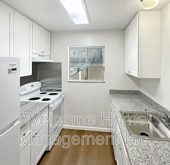 15640 Usher St #3 — Photo 4