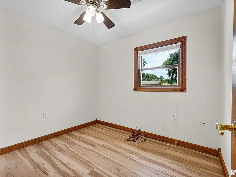 108 Radisson Rd — Photo 12