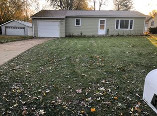 306 2nd Ave NW, Dodge Center, MN 55927