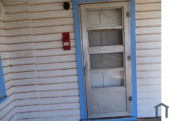 1st image of 712 S Austin St #A