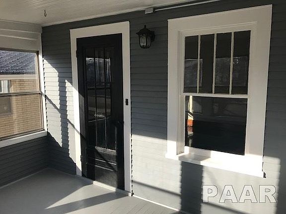 4th image of 2327 W Barker Ave