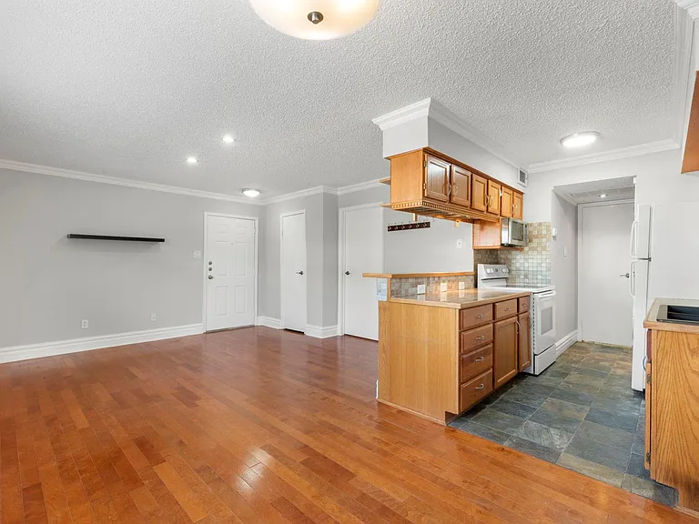 2750 Holly Hall St #901 — Photo 13