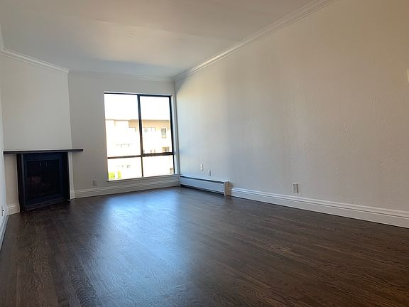 2nd image of 335 Euclid Ave APT 102