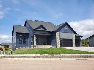 1564 Bristol Ct, Rapid City, SD 57702