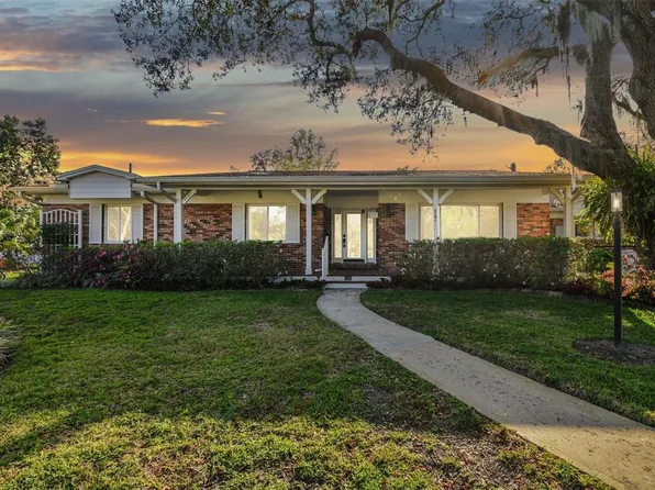 5101 Oakhaven Ln, Temple Terrace, FL 33617