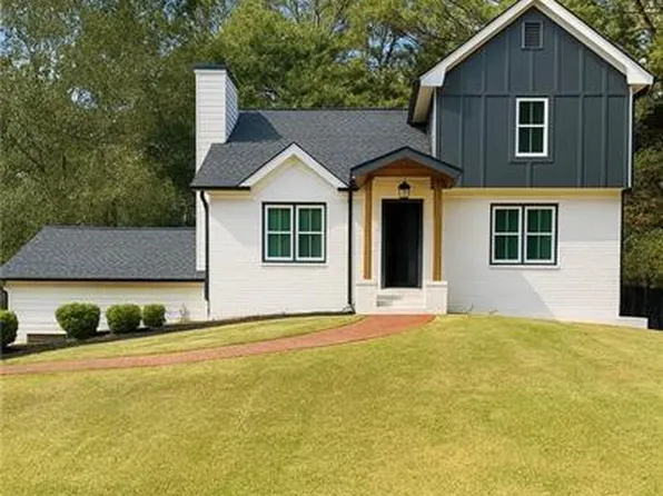 2048 Kelvin Dr, Lawrenceville, GA 30043