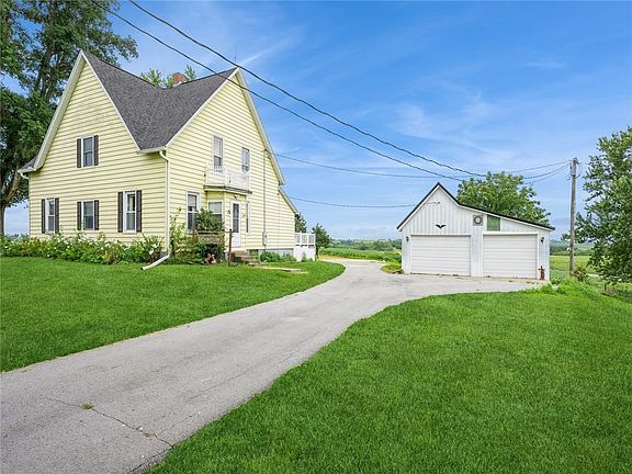 2nd image of 21388 Kirkwood St