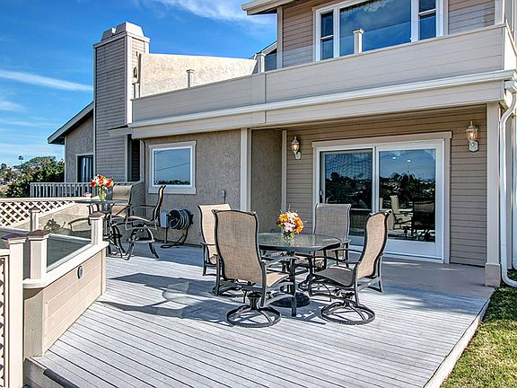 4th image of 15883 Highland Ct