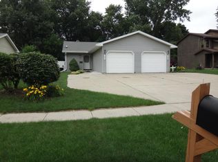 1501 Carolina St, Midland, MI 48642