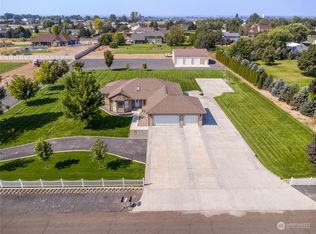 112 Astro Ln NE, Moses Lake, WA 98837