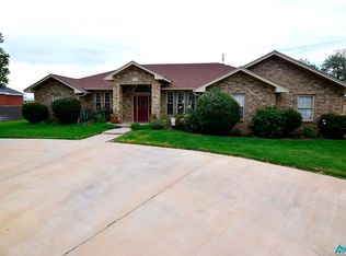 409 E 16th St, Portales, NM 88130