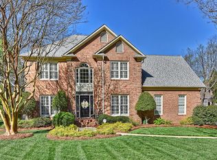 6514 Long Meadow Rd, Charlotte, NC 28210