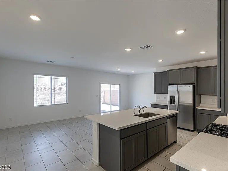 360 Great Ocean Ave — Photo 6