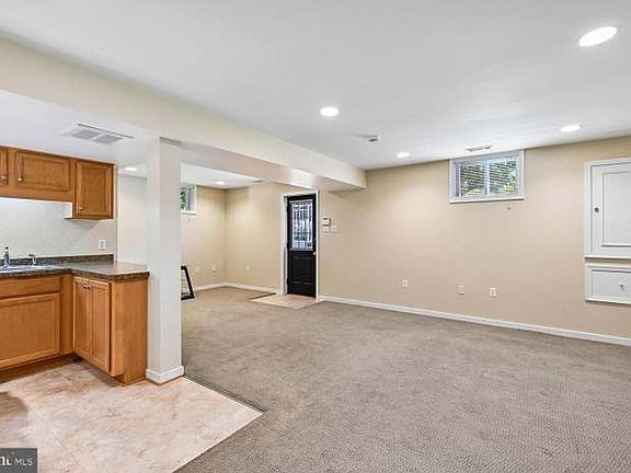 4th image of 12605 Greenmount Ct