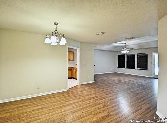 4th image of 1576 Kimberly Dawn Dr