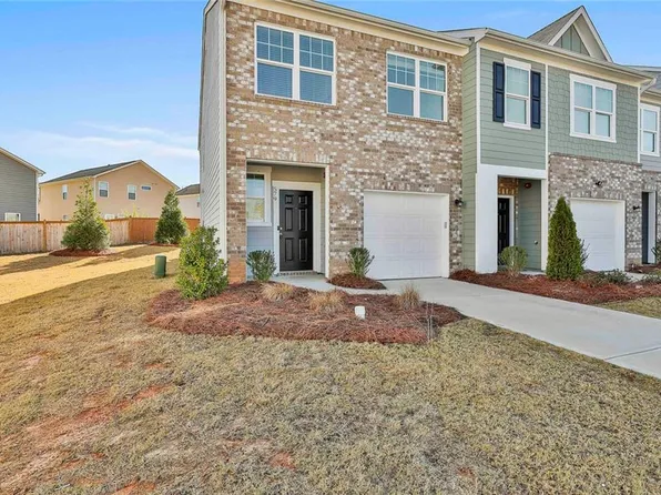 579 Magnolia Cir, Palmetto, GA 30268