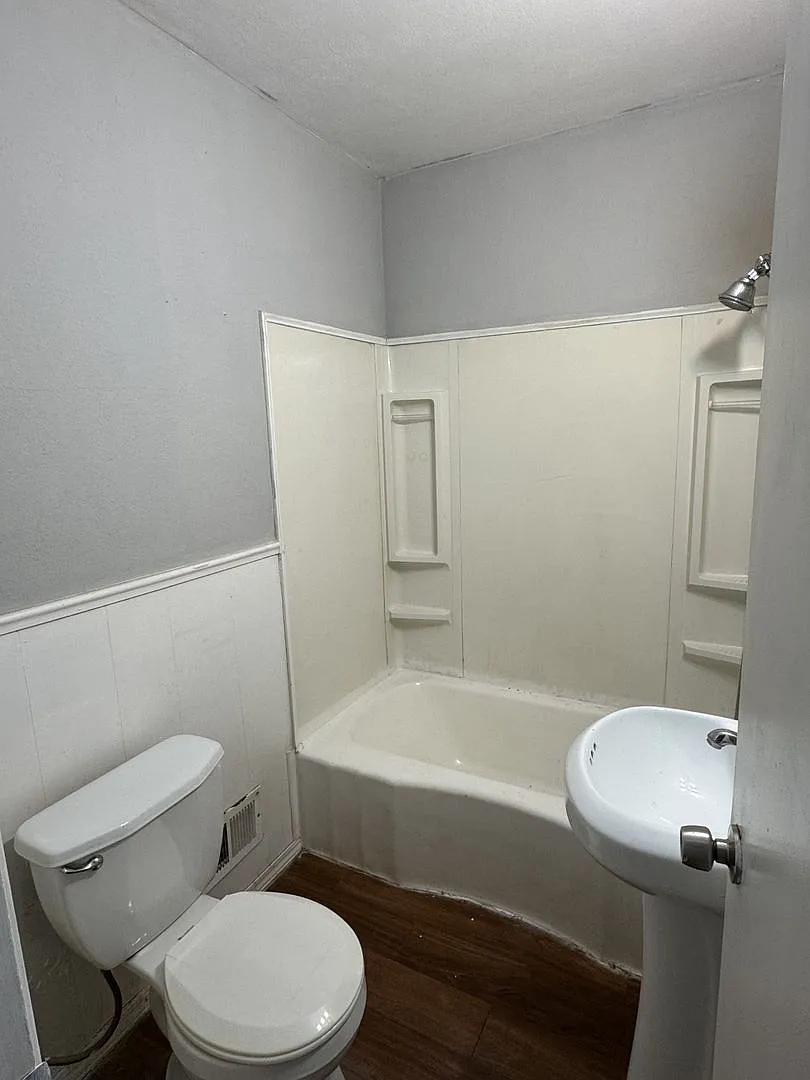 743 N Kiger Rd — Photo 4