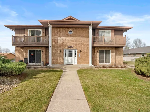 9512 Keilman St APT 1N, Saint John, IN 46373