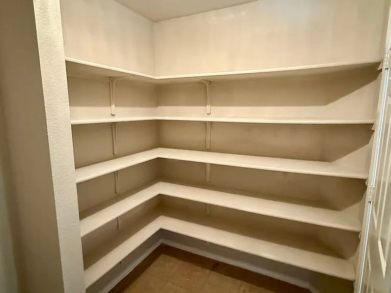 5704 Drystone Ln — Photo 5