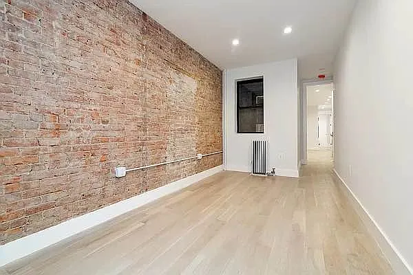 Rented by REAL New York | media 5