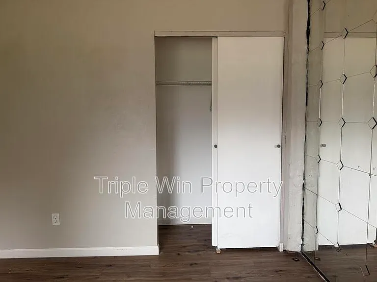 2372 Rockymont Dr — Photo 29