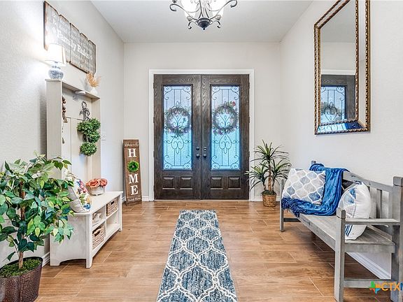 4th image of 770 Lone Oak Rd