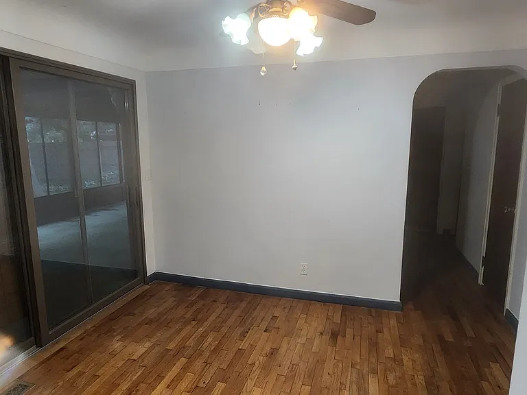 Formal Dining area or Lounging area.