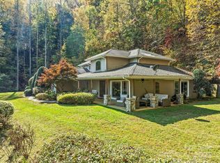 336 Berry Ln, Bryson City, NC 28713