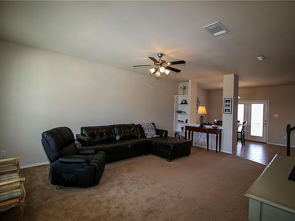 4th image of 4920 Caraway Dr