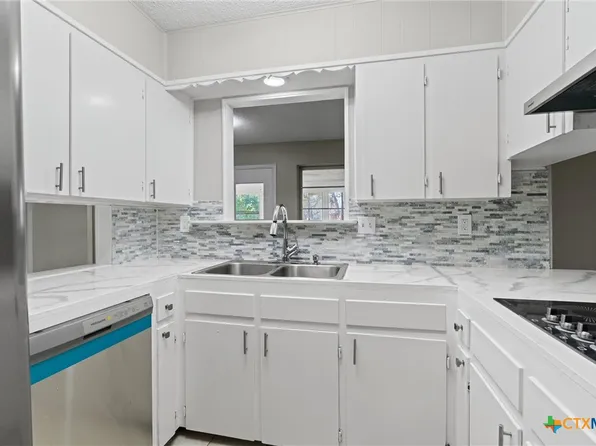 2010 Patricia St, Copperas Cove, TX 76522