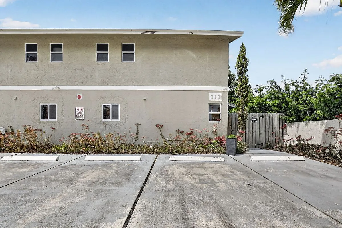 1 bed, 1.0 bath, 525 sqft, $1,375 — Photo 2