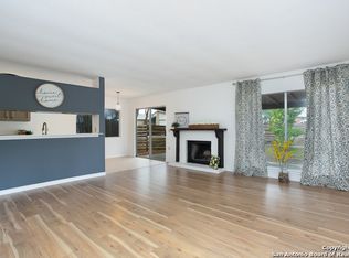 11089 Ranger Oak St, Live Oak, TX 78233