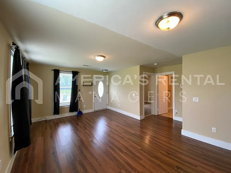 4145 Fitzpatrick Blvd — Photo 4