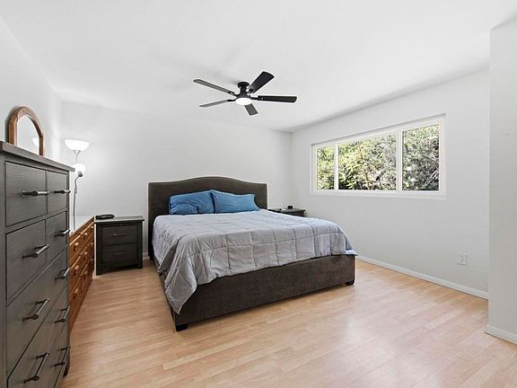 4th image of 12446 Skyhigh Ct