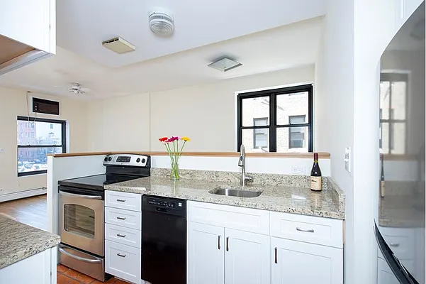 Rented by Douglas Elliman | media 13