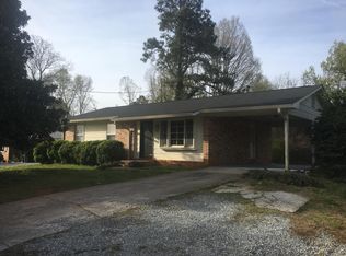 1555 Tallassee Rd, Athens, GA 30606