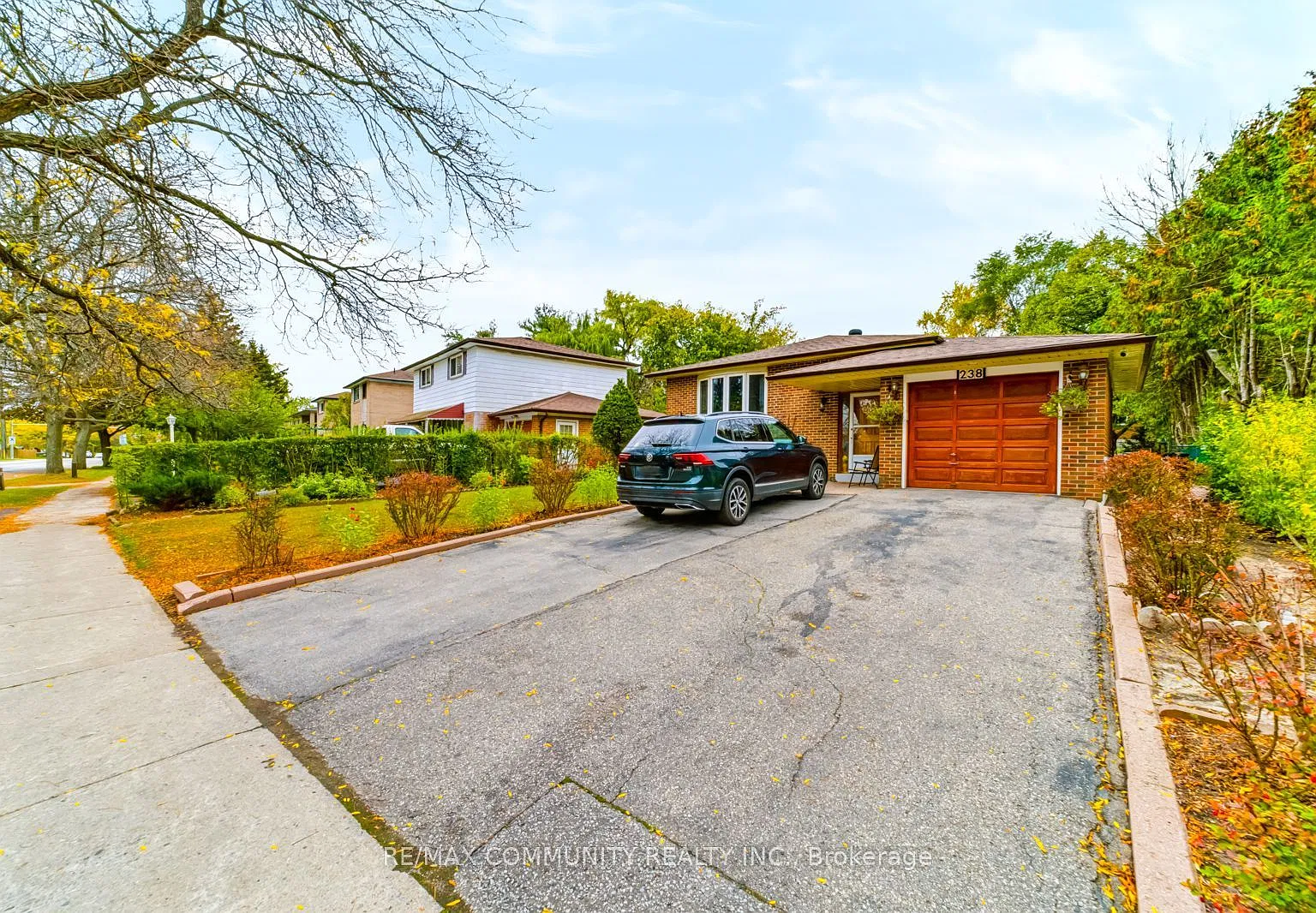 238 Orton Park Rd — Photo 1
