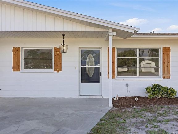 3rd image of 4872 Nautilus Rd